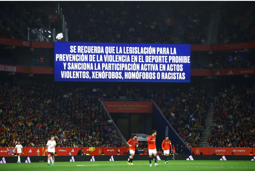 Imagen de las pantallas de Cornellà durante el España-Egipto en el día 31 de marzo- El país